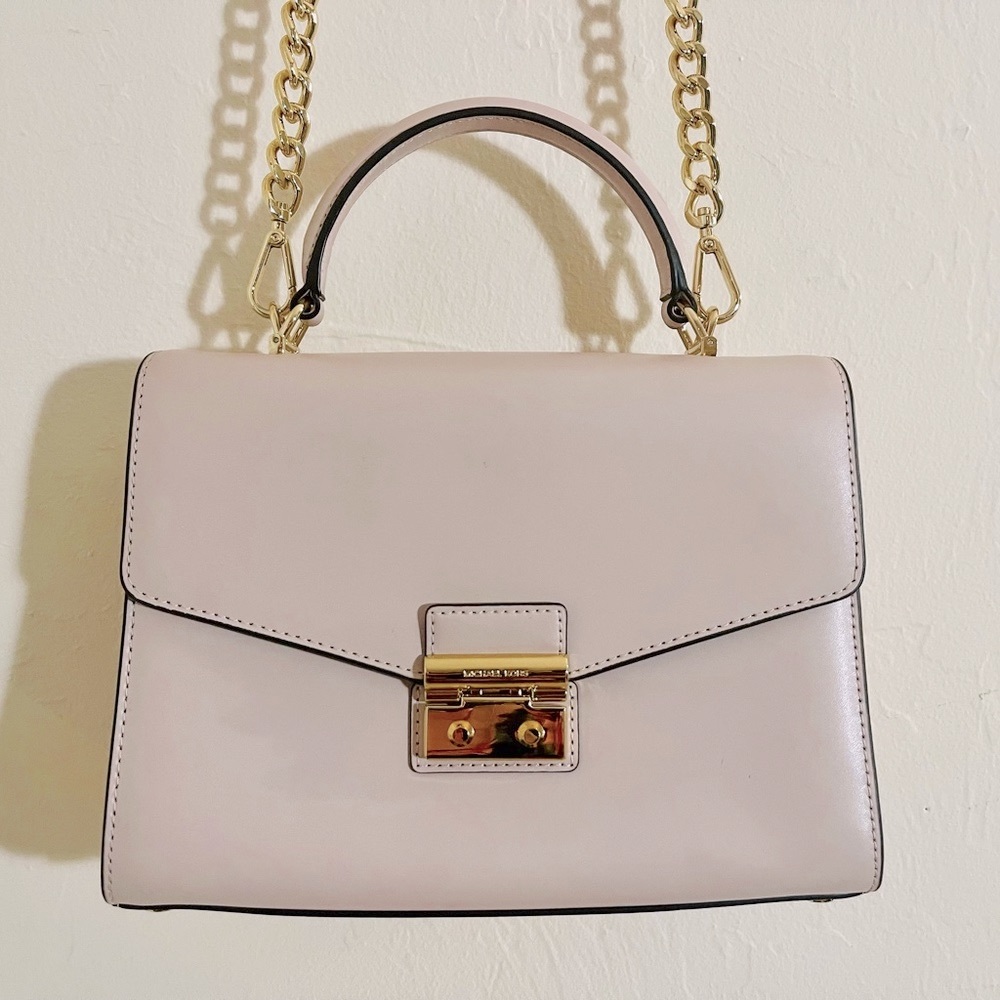 NWT Michael Kors Soft Pink Satchel/ Crossbody. Gorgeous - Picture 3 of 6
